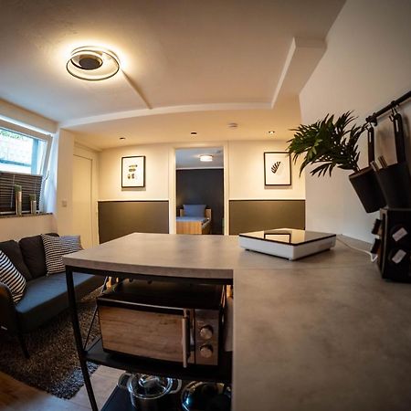 Gemuetliche 2-Zimmer Souterrain Wohnung Düsseldorf Eksteriør bilde